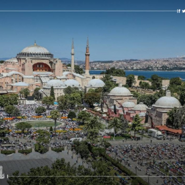 مساجد إسطنبول تزدهي فرحاً برمضان