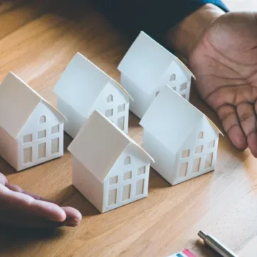 How to Build a Real Estate Investment Portfolio in Oman for Maximum Returns