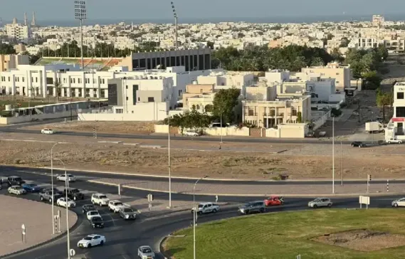 املاک در موالح جنوبی و شمالی: راهنمای جامع برای جویندگان مسکن و سرمایه‌گذاری در قلب پایتخت مسقط