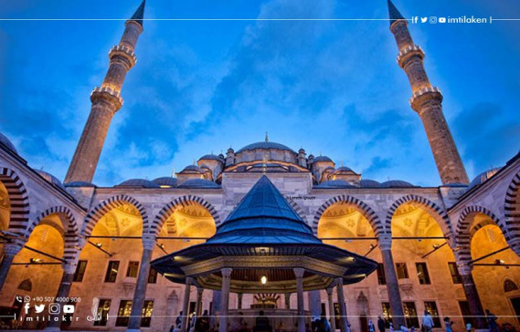 The Ottoman Fatih Mosque in Istanbul