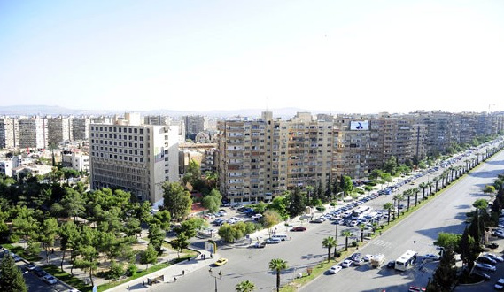 منطقة المزة في دمشق: دليلك الشامل للتاريخ، الاستثمار، والعقارات