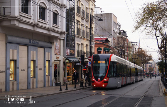 What do you know about the New Istanbul Tram Line between Esenler and Davutpasa?