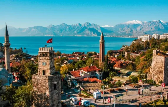 2025 yılında Antalya'da yaşam maliyeti