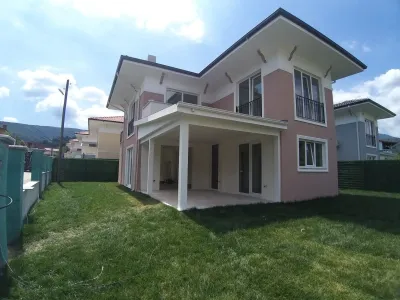 فلل بانوراما IMT - 696