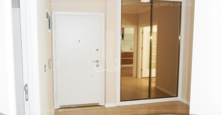 IMT - 32 Glory Residence Complex