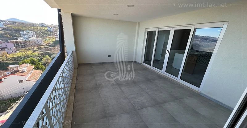 شقق للبيع في طرابزون مطلة على البحر: مجمع مساكن آق ياز