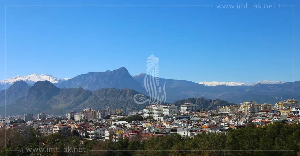 Luxurious Flats for Sale in Antalya Overlooking the Sea