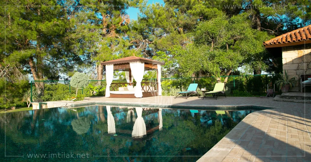 Villa et ferme Kursunlu IMT - 779