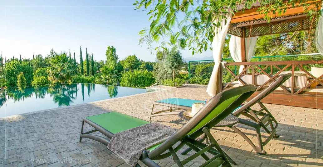 Villa et ferme Kursunlu IMT - 779