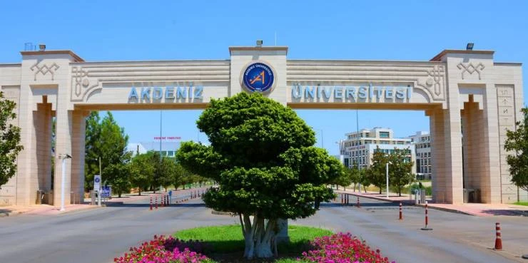 Antalya'daki üniversiteler