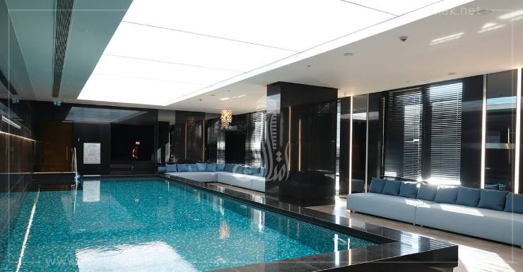 What distinguishes residential complexes in Asian Istanbul