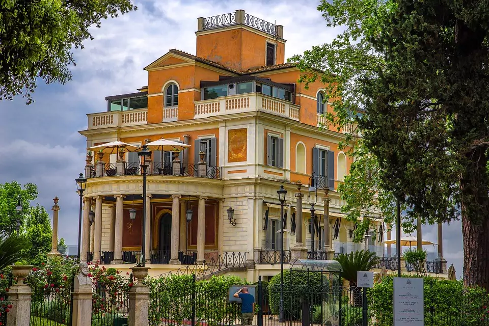 فلل للبيع في يلوا تركيا بالتقسيط