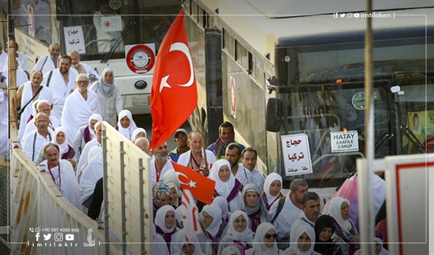 توديع قافلة حجاج تركيا الأولى لهذا العام من مطار اسطنبول توديع قافلة حجاج تركيا الأولى لهذا العام من مطار اسطنبول
