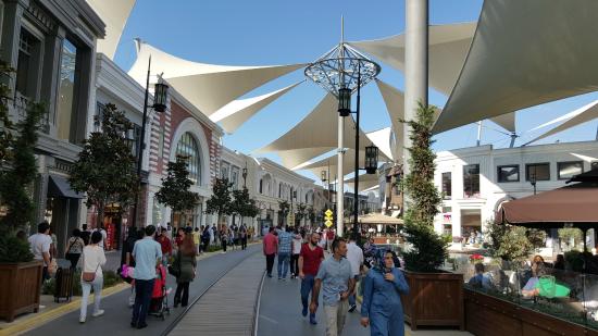 Vialand Mall in Istanbul