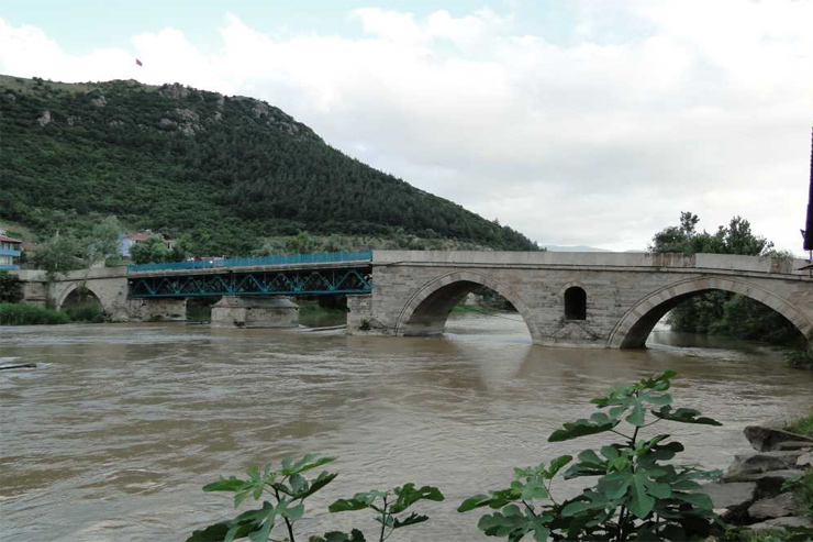 distance entre Istanbul et Sakarya