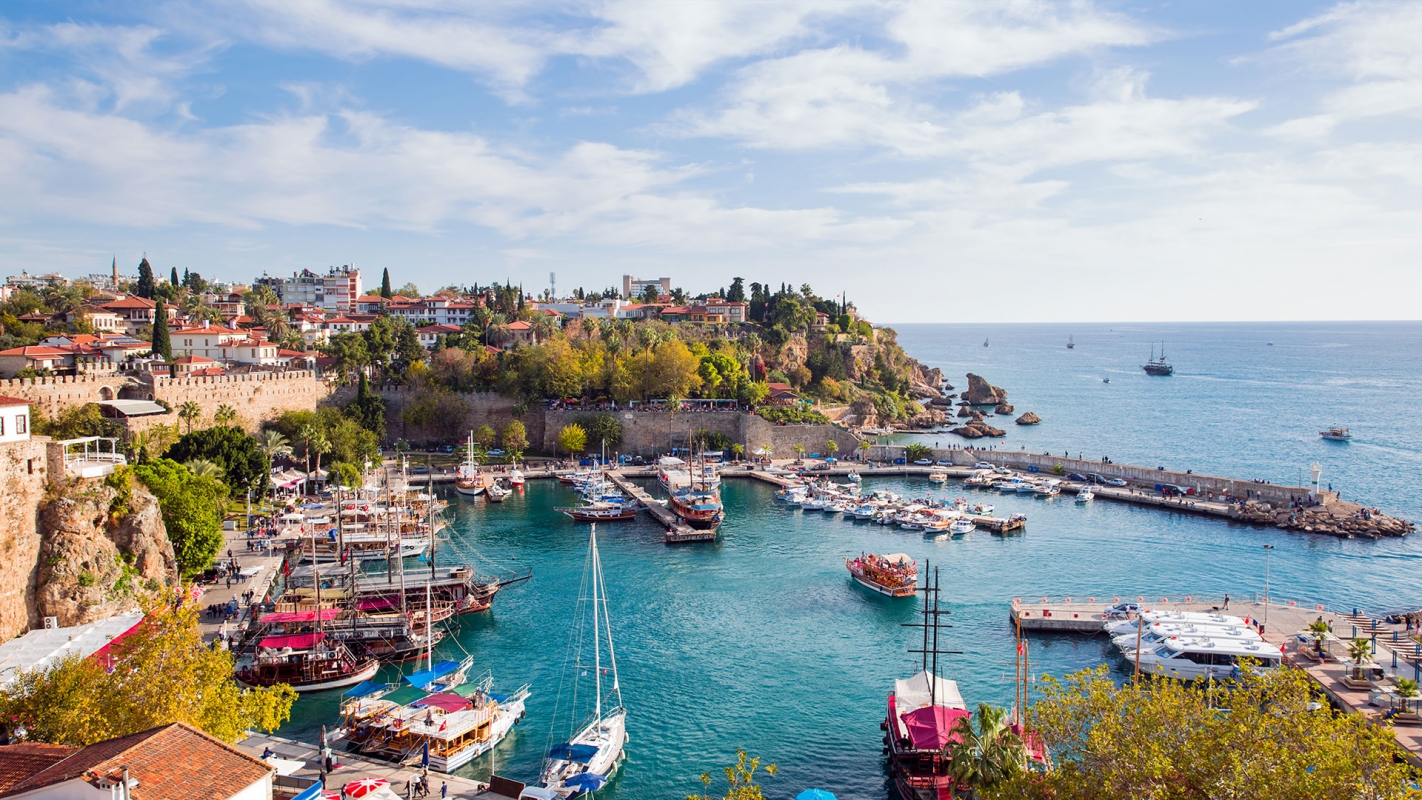 Advantages of living in Antalya