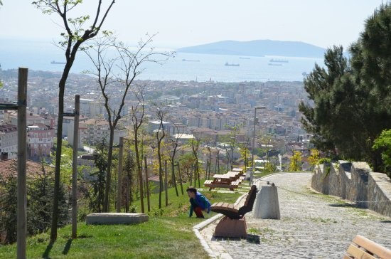 موقعیت مکانی پندیک استانبول