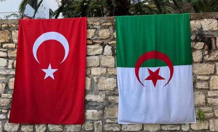 количество алжирцев в Турции