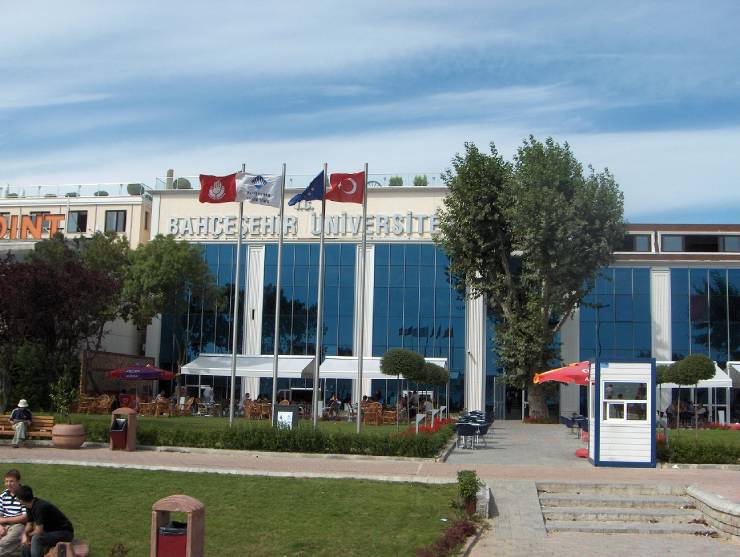 Bahçeşehir University