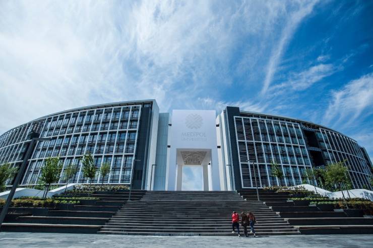 دانشگاه های دولتی استانبول