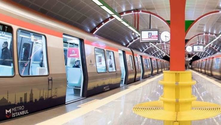  métro M11 Gayrettepe-Aéroport d'Istanbul