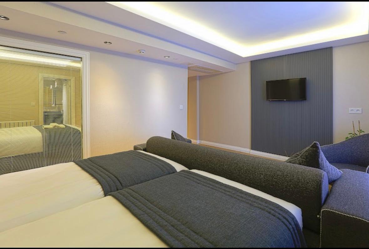 Otel satılık Taksim'de